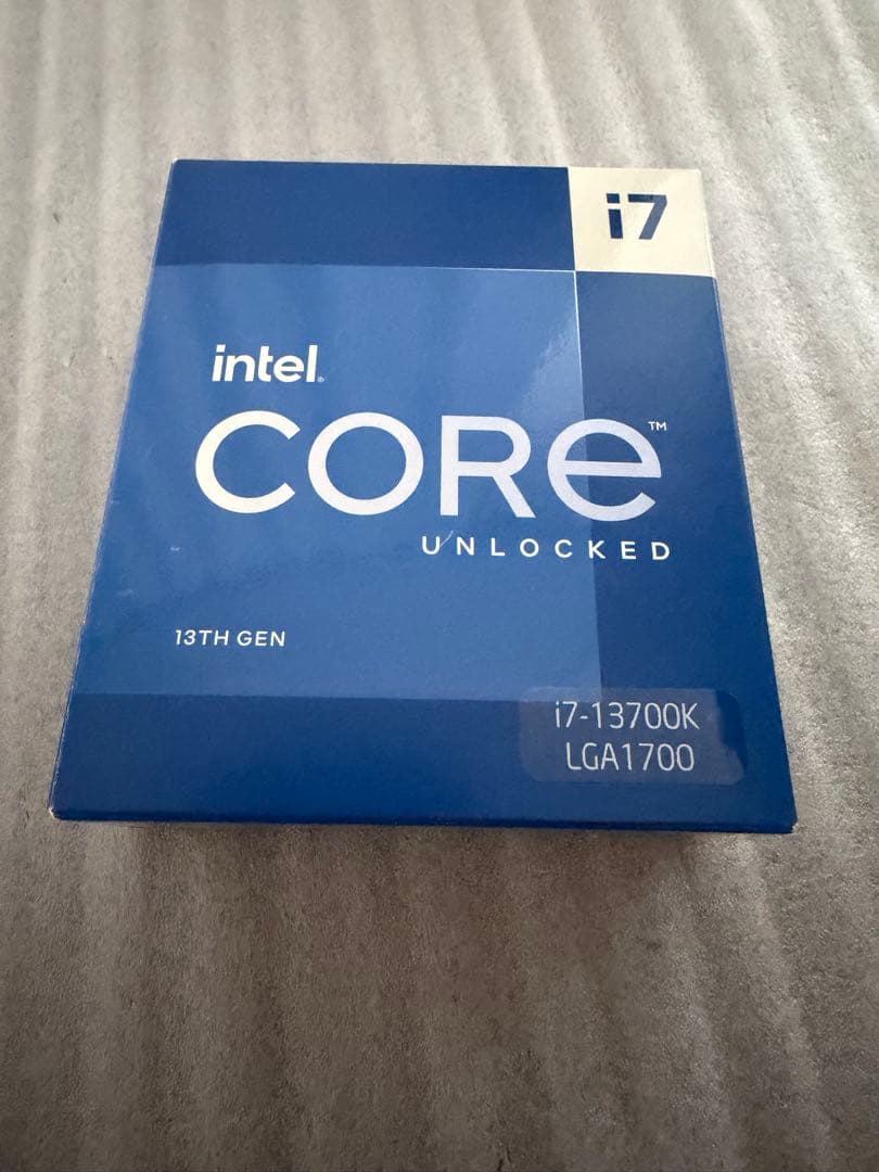 Intel Core i7-13700K (中古)