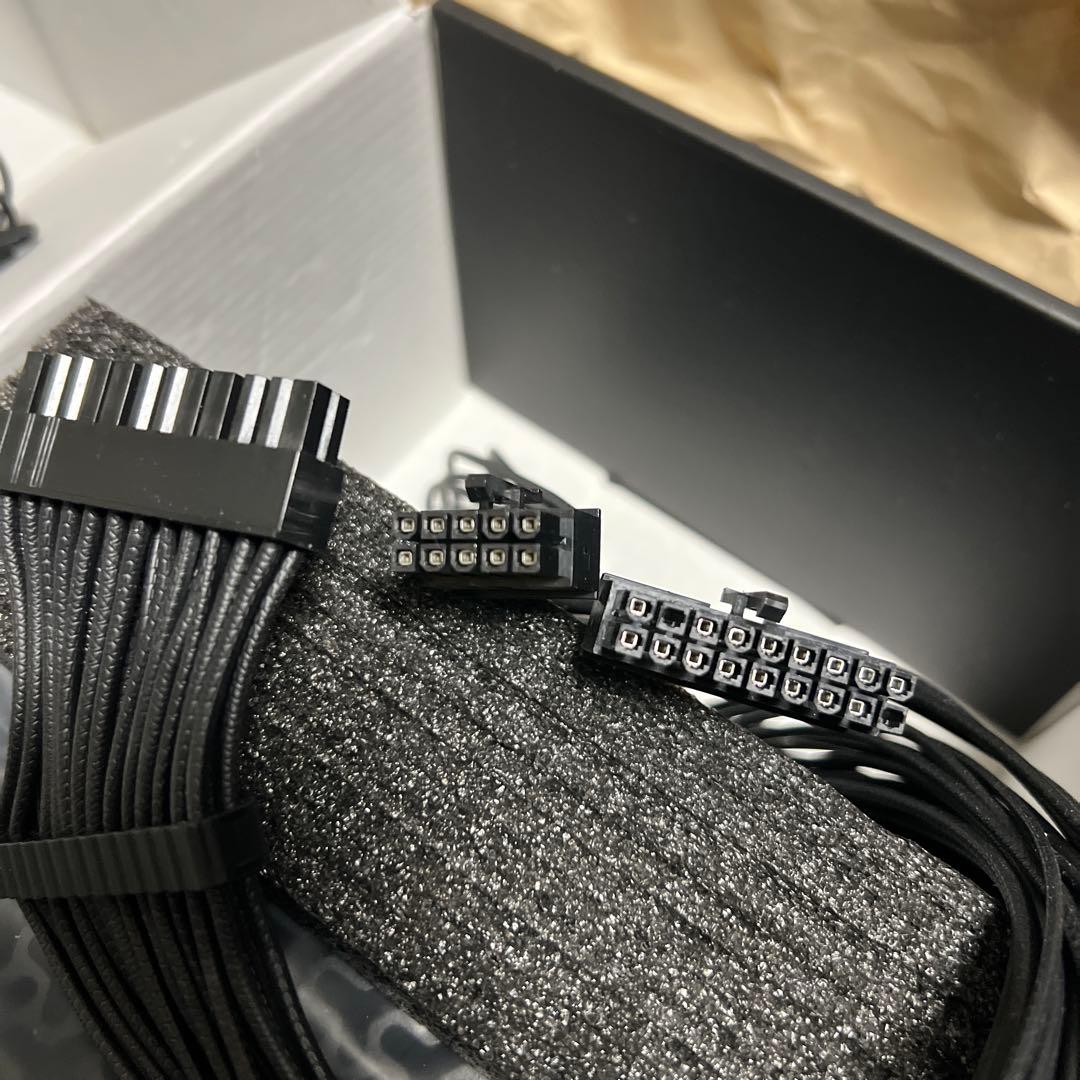 Corsair RM750e フルモジュラーATX電源　2025年版