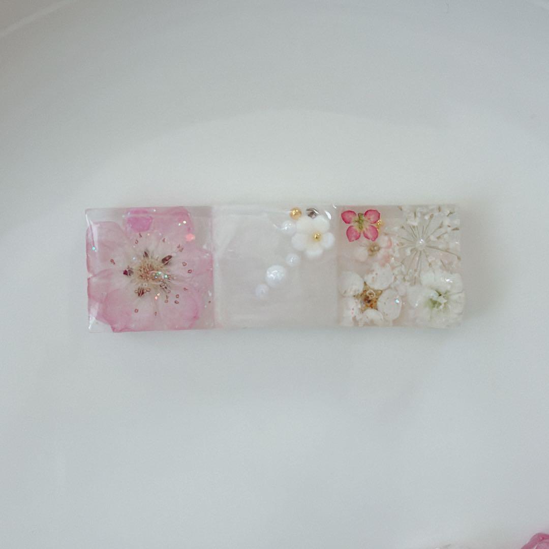 レジンヘアゴム 3連　梅　春　桜　ピンク　個性的
