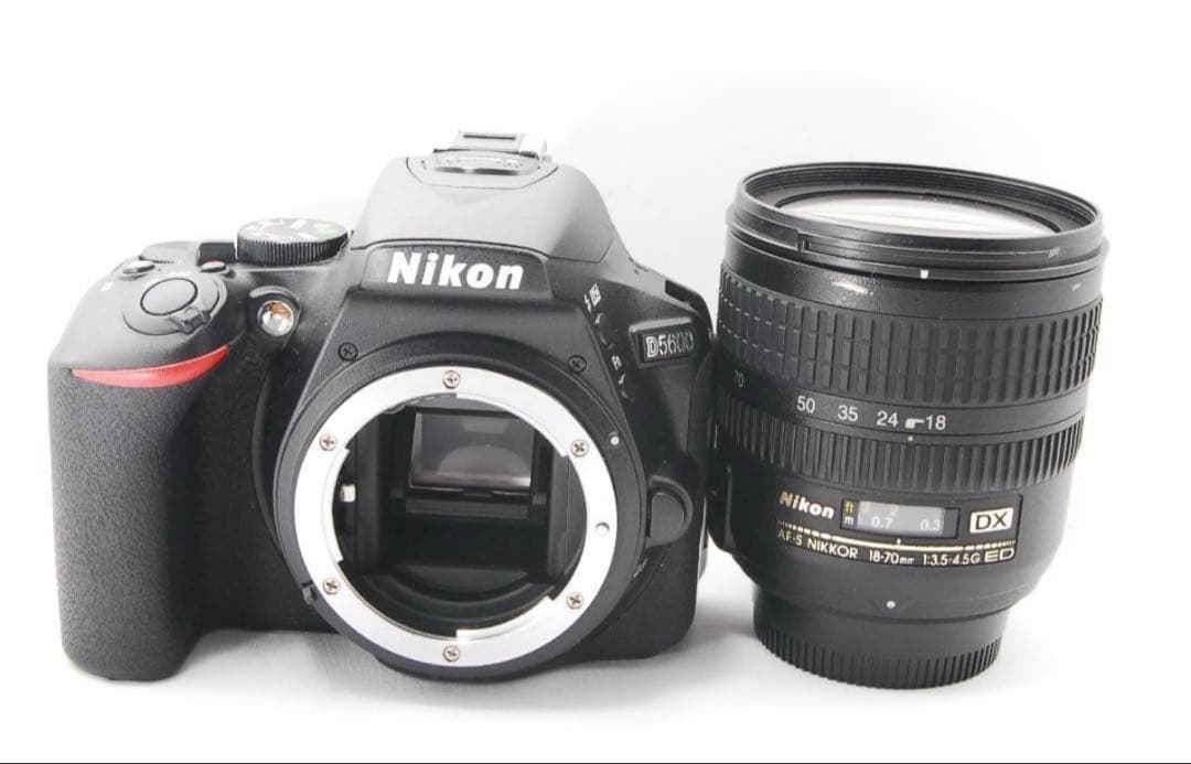 ✨スマホ転送！タッチパネル✨ Nikon D5600 ニコン 一眼レフ カメラ