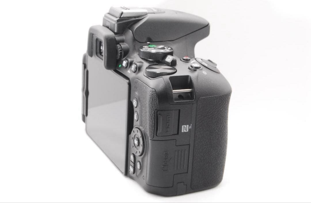 ✨スマホ転送！タッチパネル✨ Nikon D5600 ニコン 一眼レフ カメラ