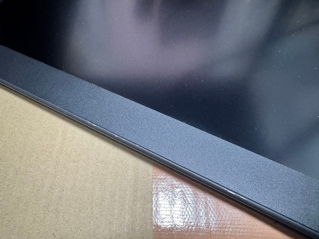 Lenovo モバモニ M14。メーカー保証来月まで。