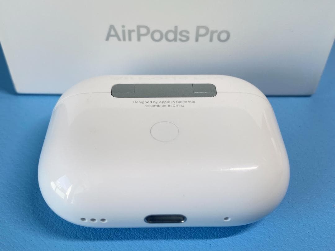 AirPods Pro 第2世代 充電ケースのみ A2968 ZMYB