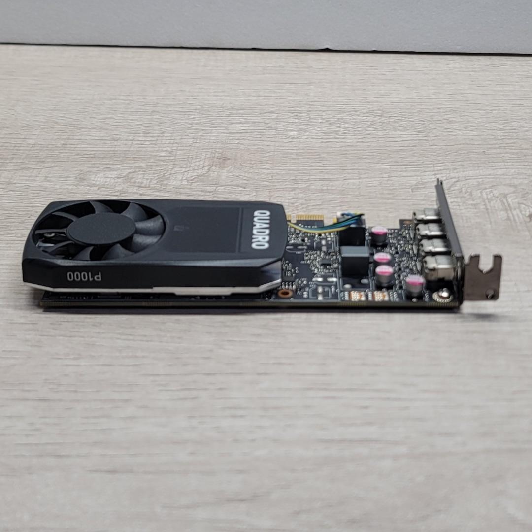 NVIDIA Quadro P1000 グラフィックボード（ロープロファイル）