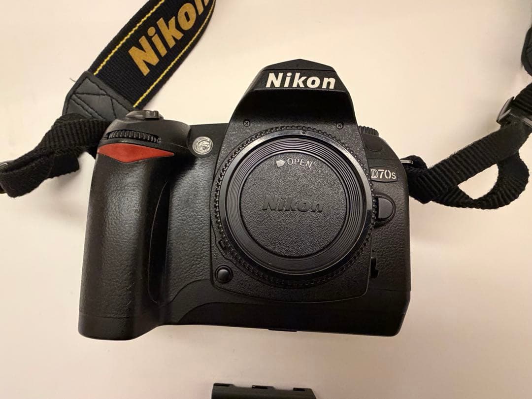 Nikon D800 D700 D70S デジタル一眼レフカメラ 3台セット