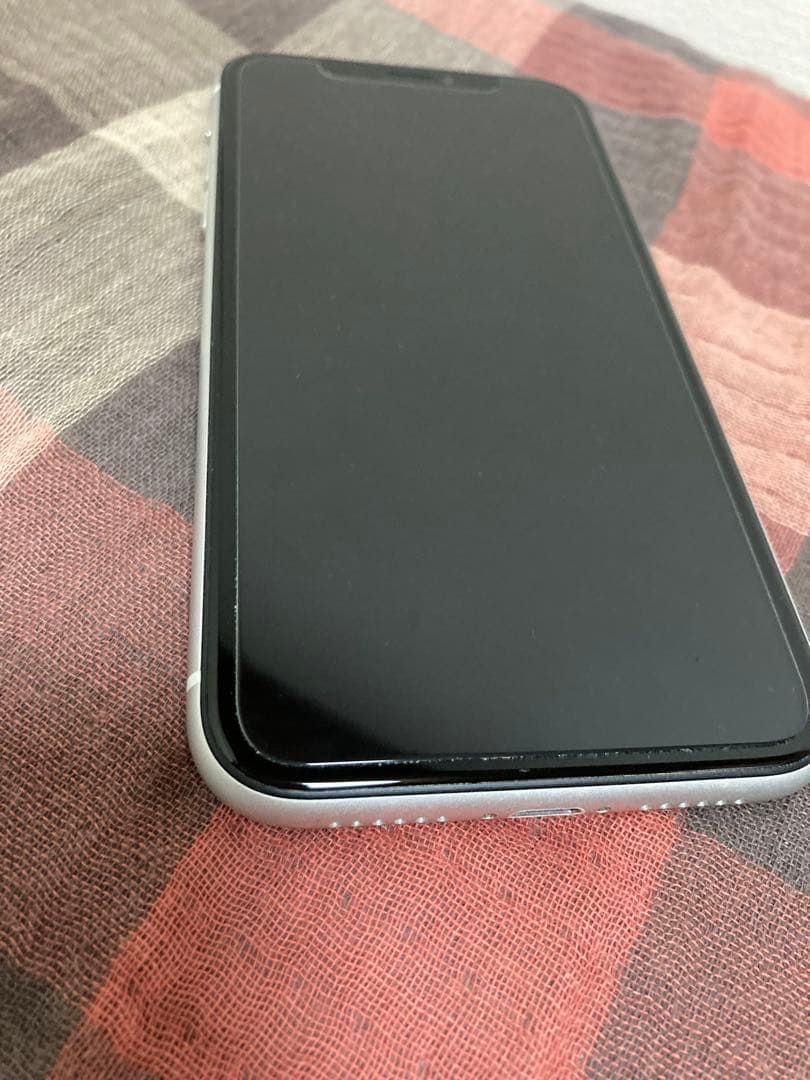 iPhone XR 128GB SIMフリー ホワイト