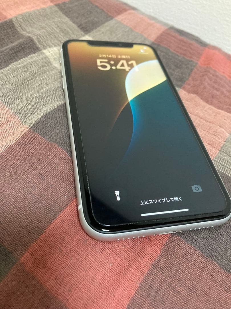 iPhone XR 128GB SIMフリー ホワイト