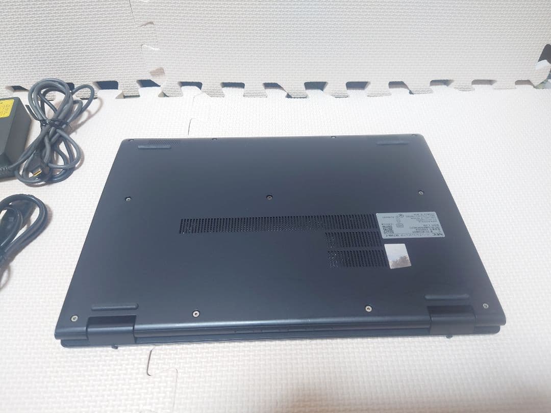 NEC Versapro Ultralite/i5-1235U/16/1kg軽量