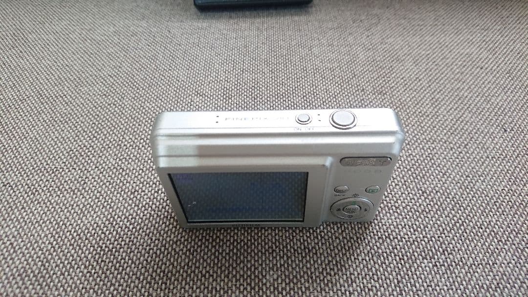 FUJIFILMデジカメFine Pix J10