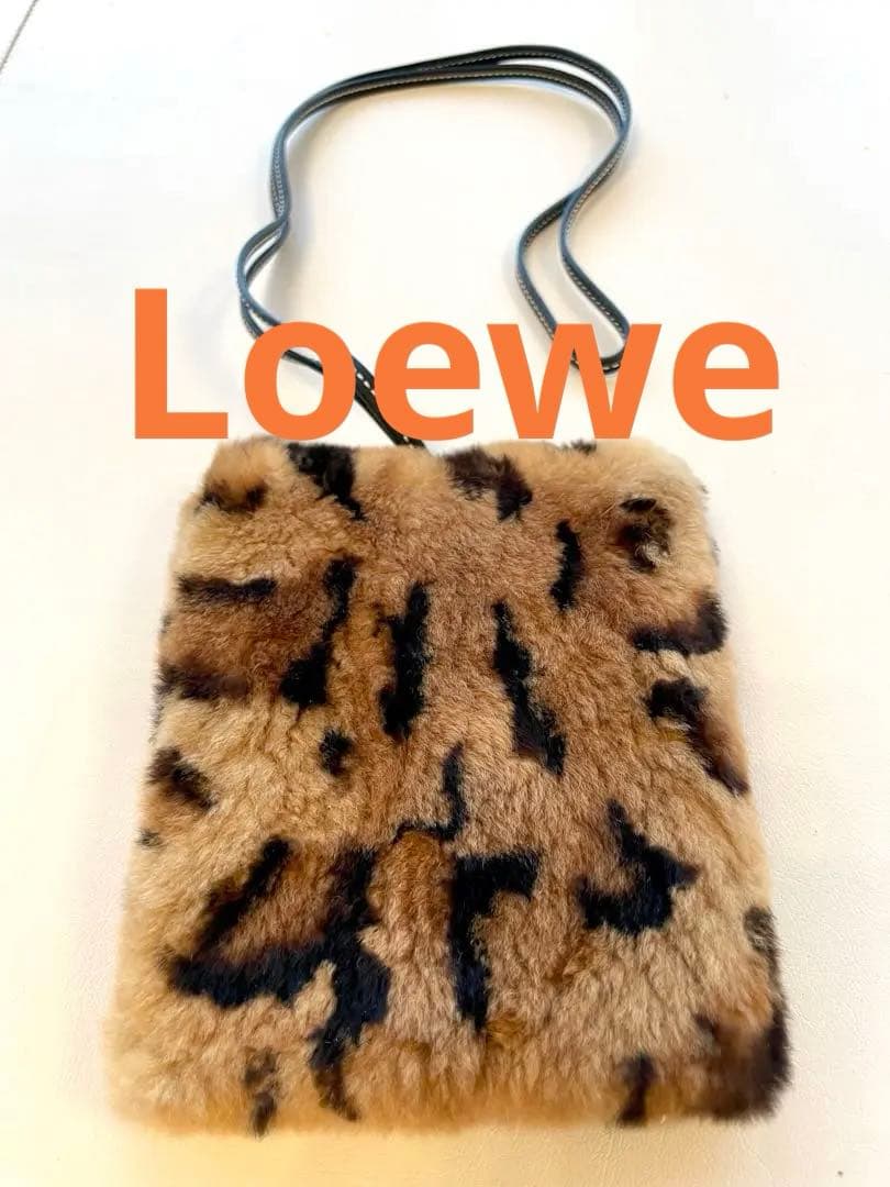 【最安値】Loewe ロエベ コンパクトミラーバッグ ミンクファー
